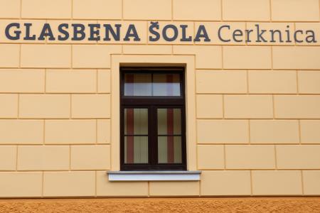 NAPIS GLASBENA ŠOLA CERKNICA 02 FOTO LJUBO VUKELIČ